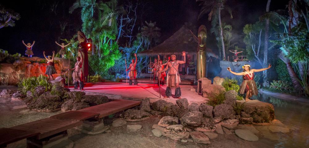 Fish Eye Island Cultural Dinner Show | フィッシュアイマリン